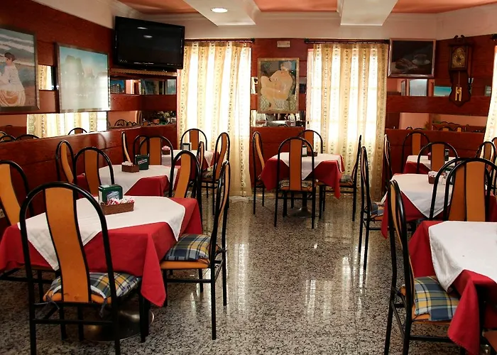 Hotel Villarreal 3*