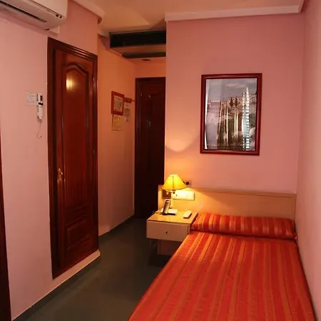 Otel Villarreal 3*